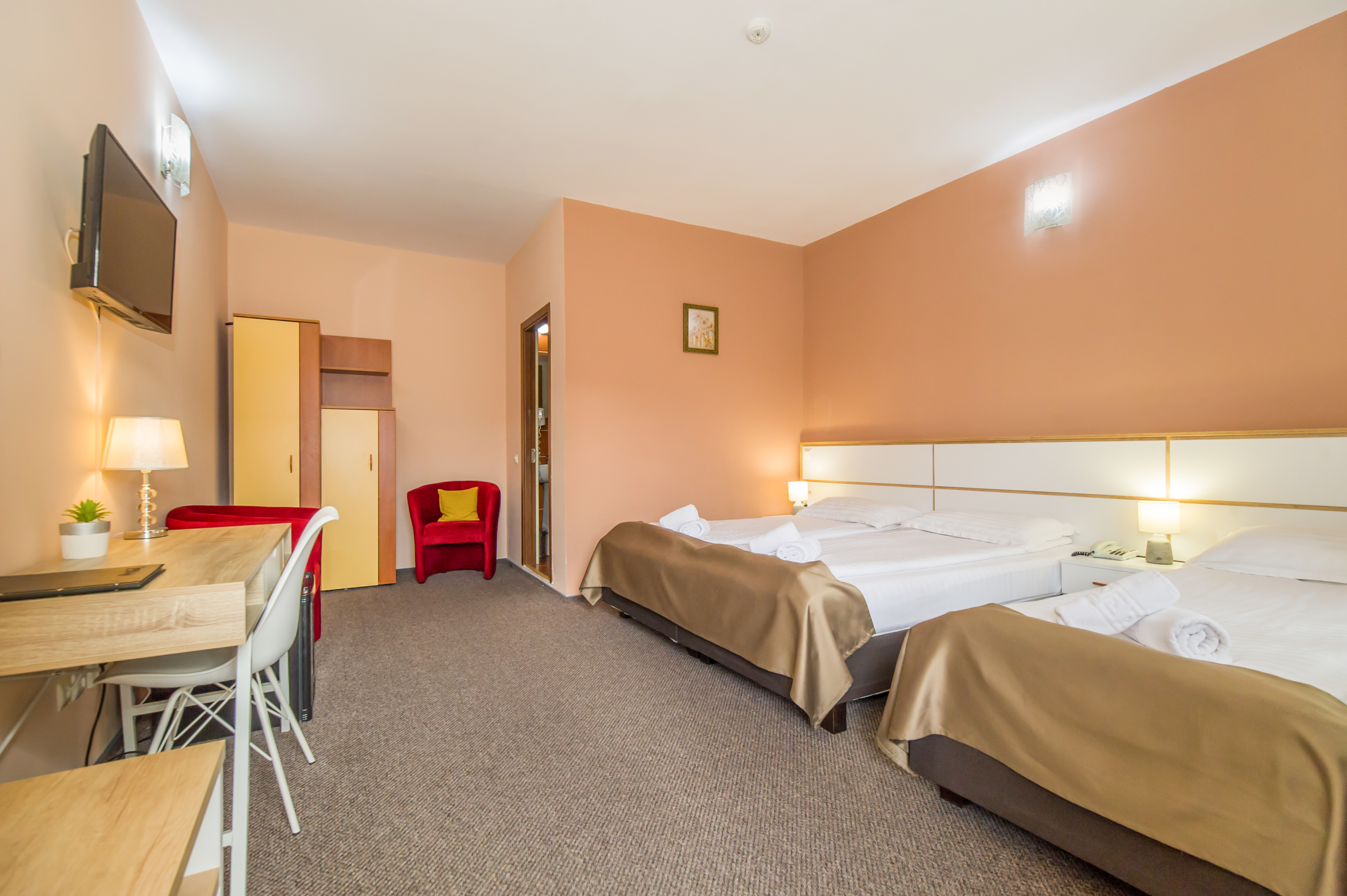 Long Street Hotel 8/50