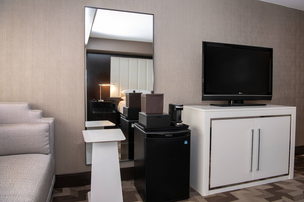 Beverly Hills Marriott 47/62