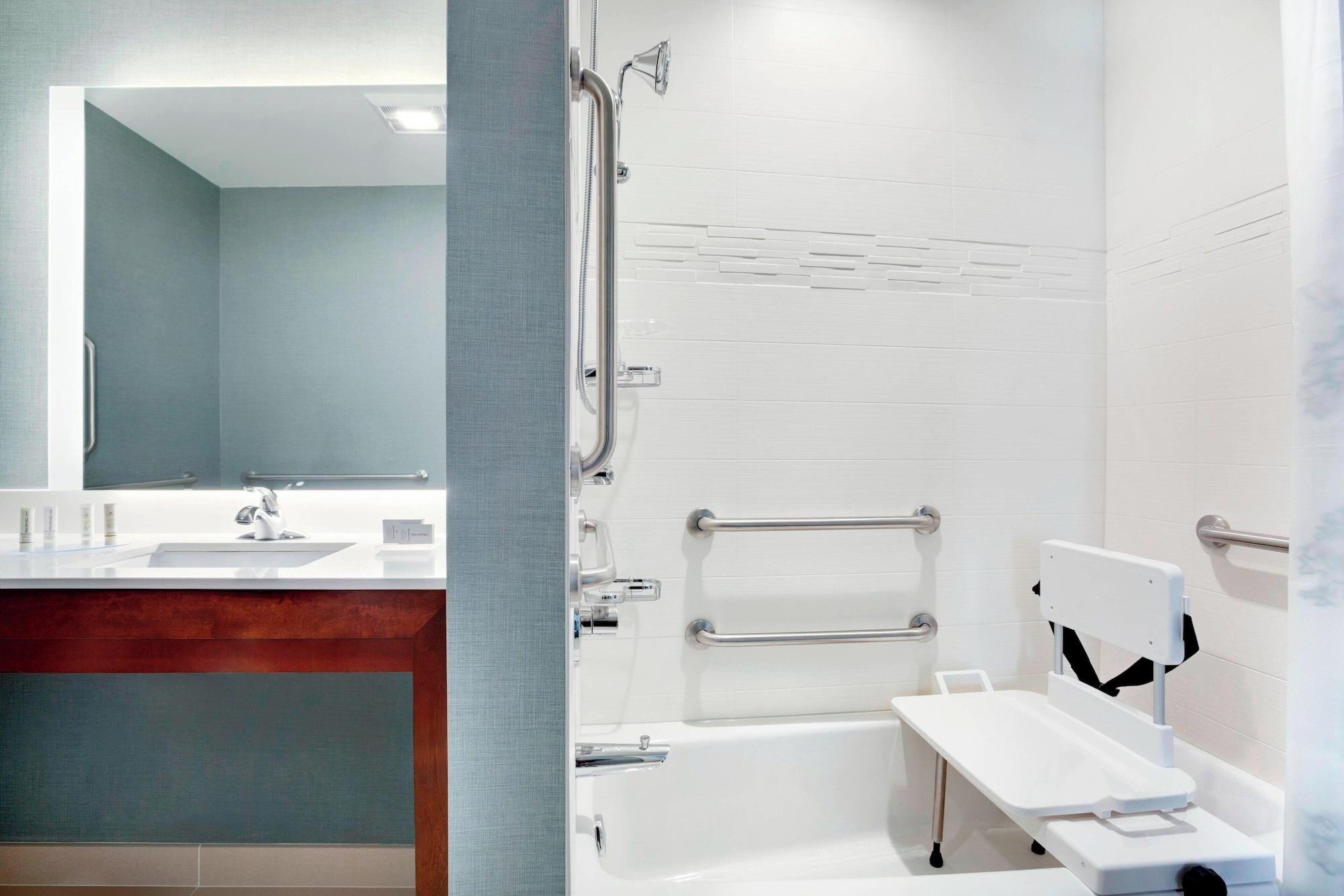 جناح بغرفة نوم واحدة، Residence Inn Kingston 5/8