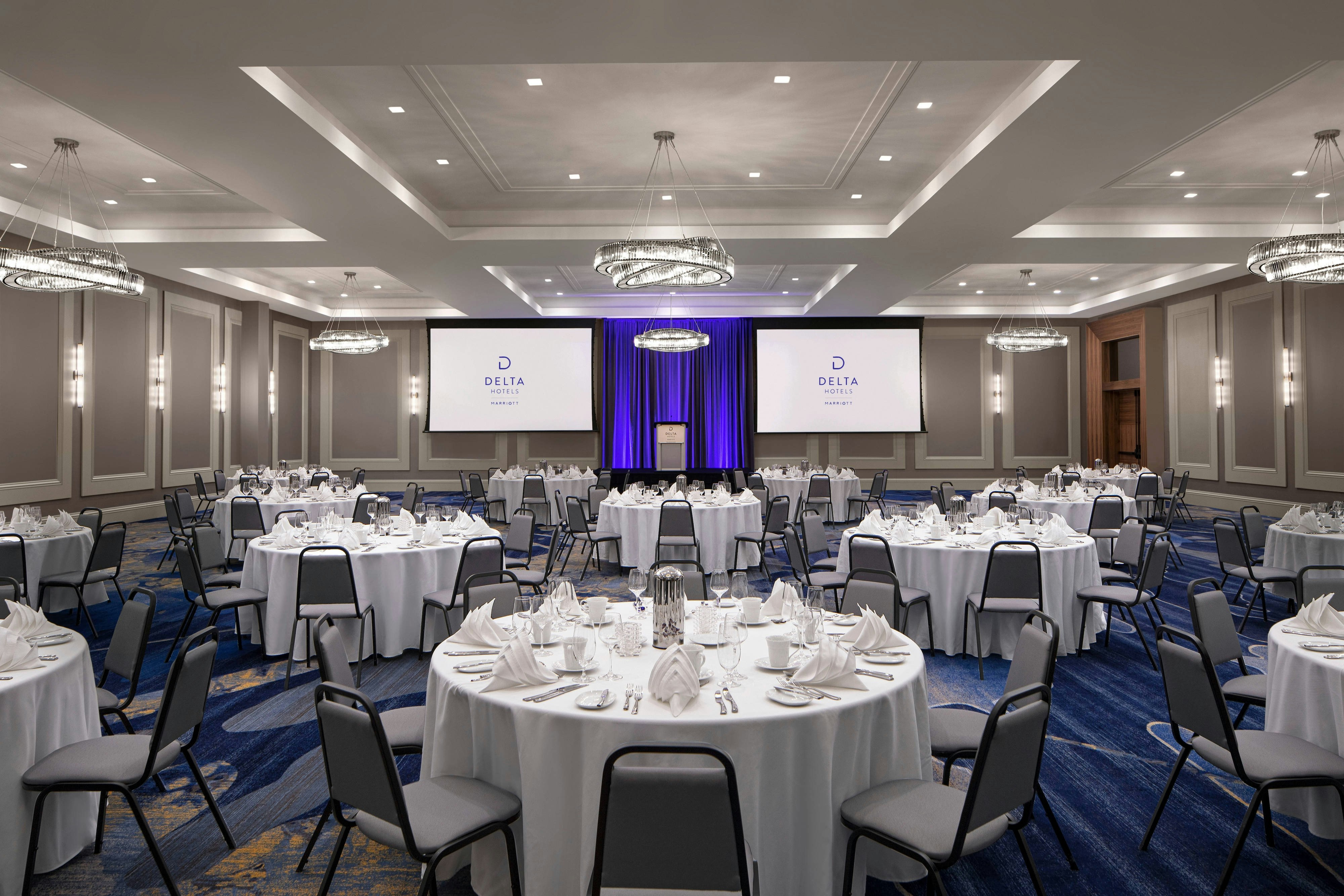 Delta Hotels By Marriott Thunder Bay 41/51