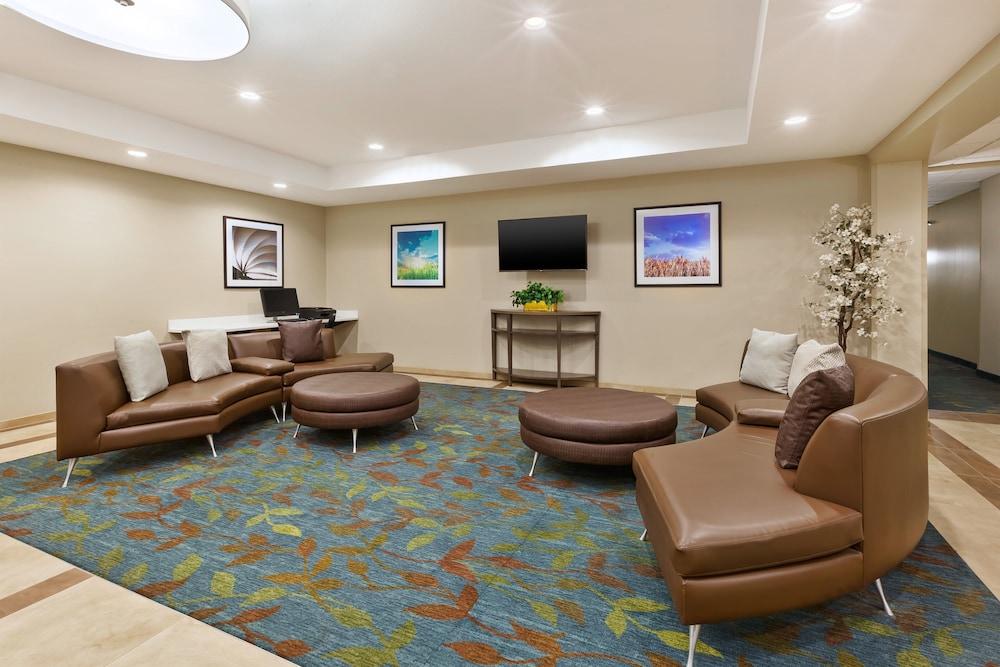 Candlewood Suites Washington North 40/58