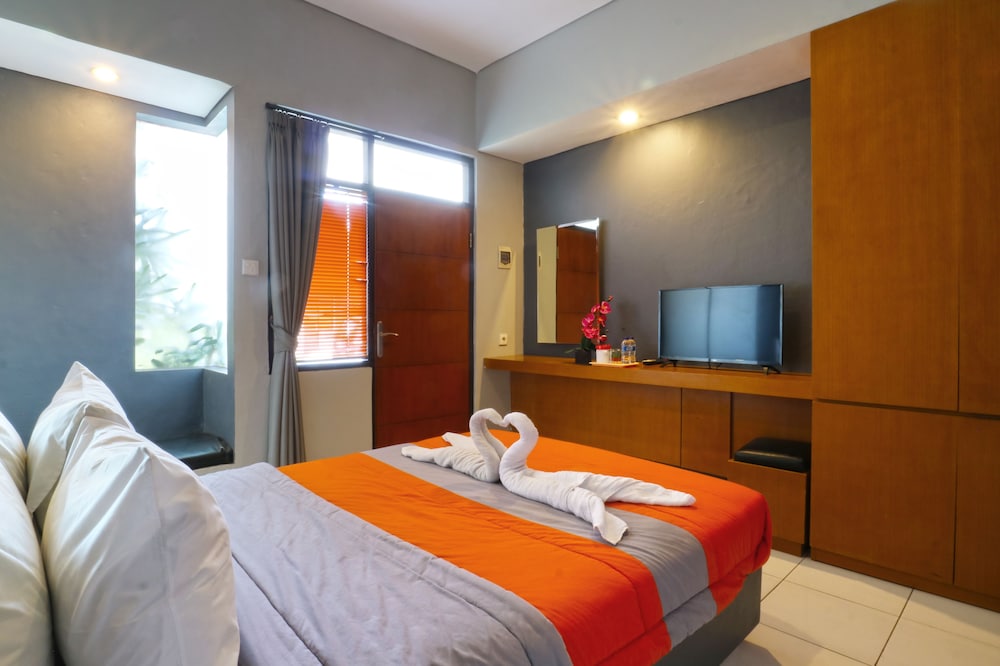 Sayang Residence 2 8/21