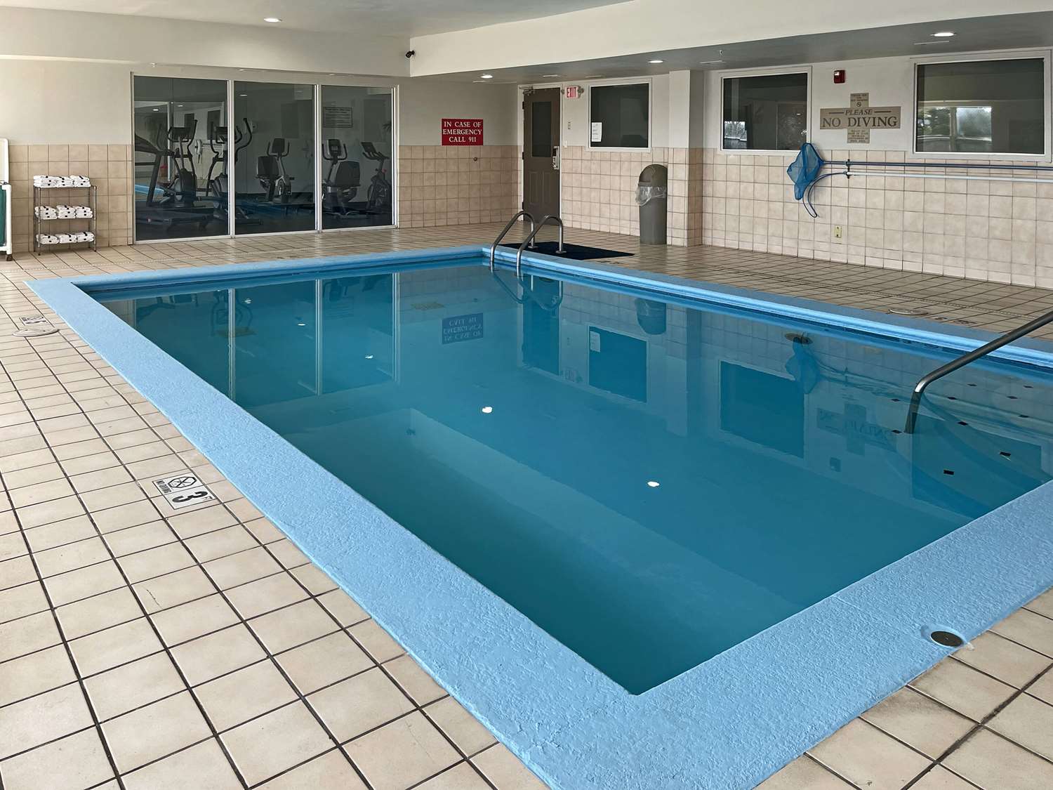 Quality Inn & Suites Cincinnati Sharonville 35/42