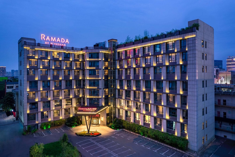 Ramada by Wyndham Xiangyang Fancheng 4/32