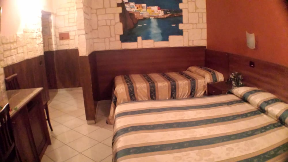 Hotel Ginevra 57/71