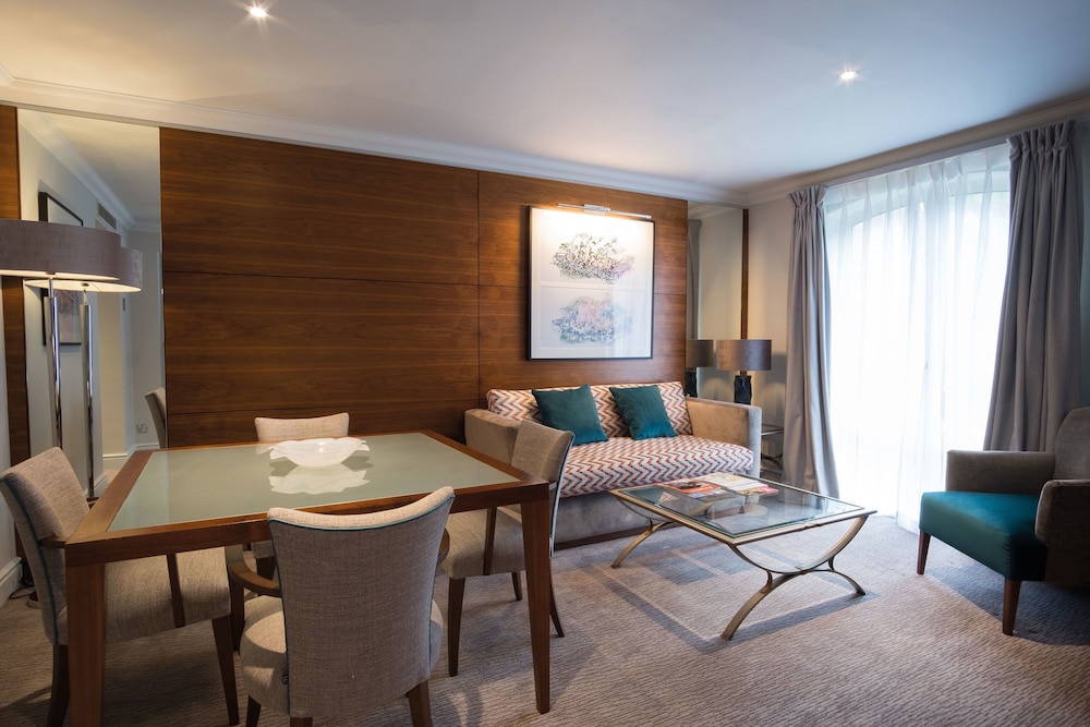 Thorpe Park Hotel And Spa 42/69