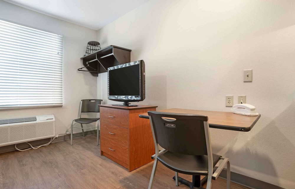 Extended Stay America Select Suites Fort Walton Beach 32/50