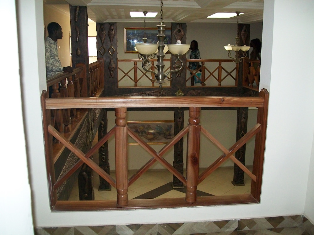 Ampomaah Hotel 2/45