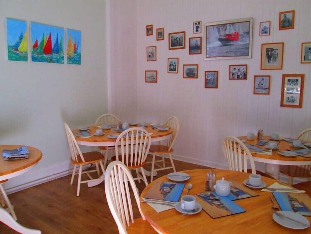Weston Manor Bed And Breakfast 18/30