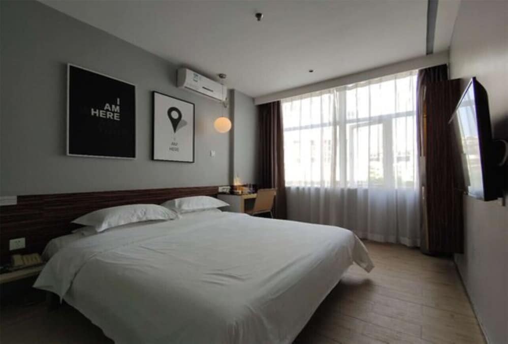 Colour Inn Shenzhen Dongmen Branch 28/66