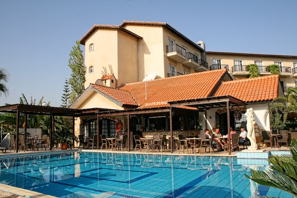Anais Bay Hotel in PARALIMNI