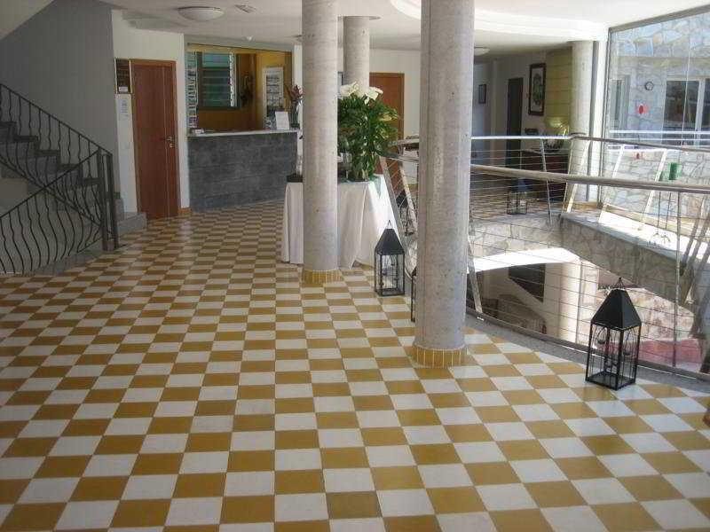 Terraza Amadores 5/28