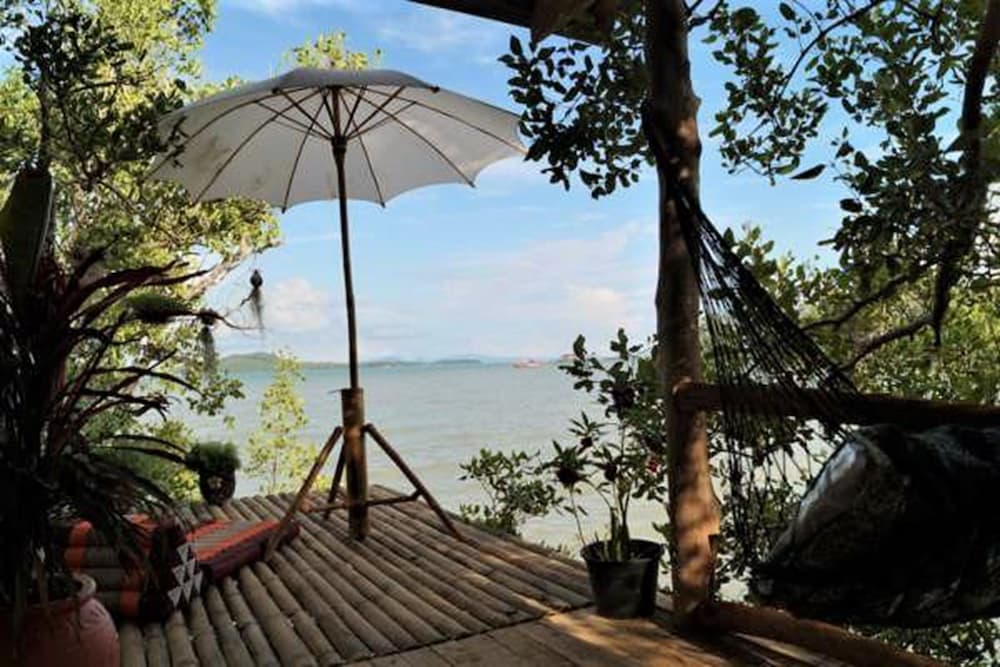 Deep House Seaview 28/55