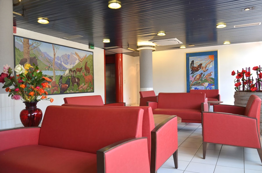 Arcades Hotel 18/30