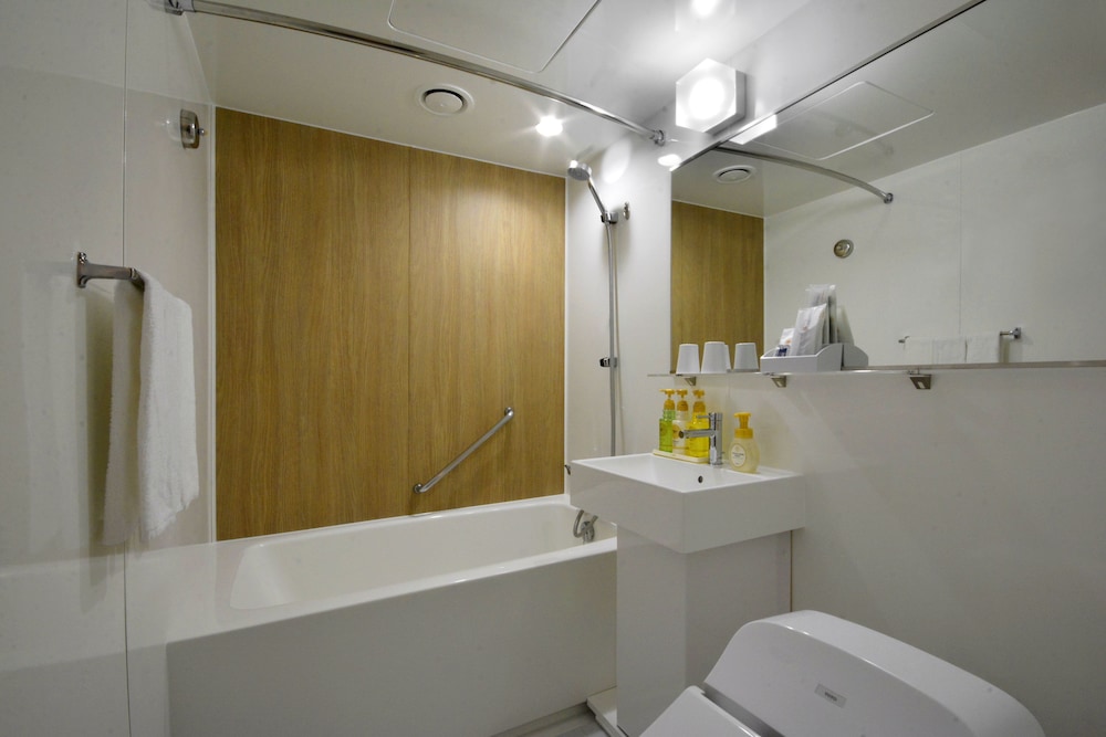 Premier Hotel Cabin Shinjuku 49/50