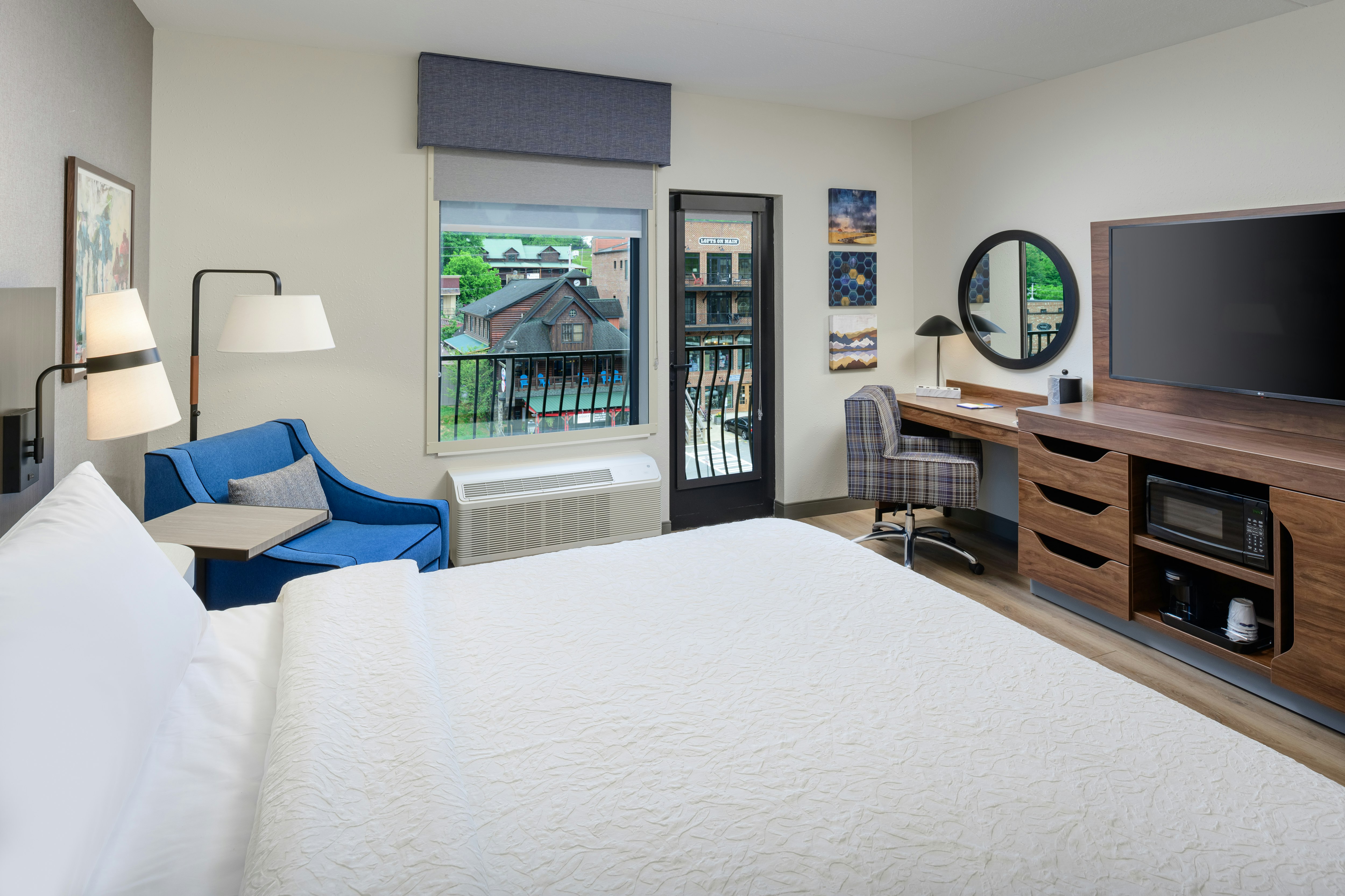 Room, King Bed, French Balcony