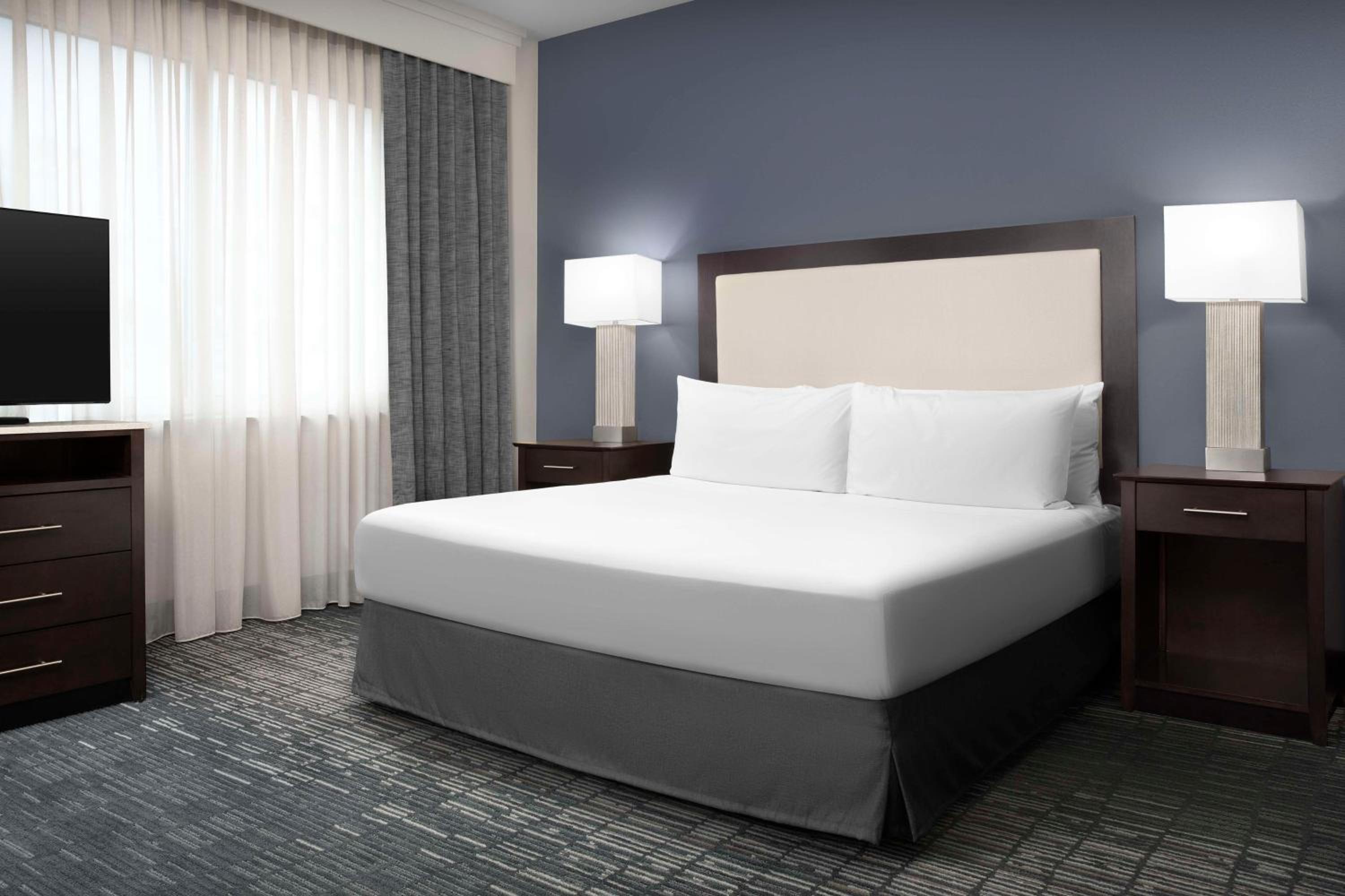STUDIO, SUITE, KING BED, ACCESSIBLE