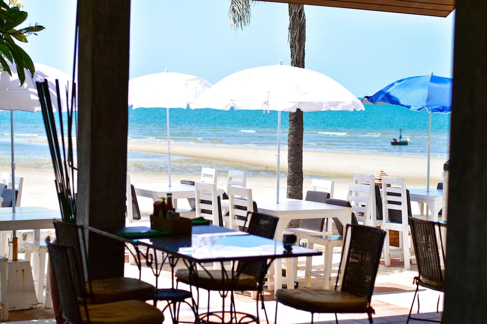 White Sand Beach Hotel Hua Hin 55/70