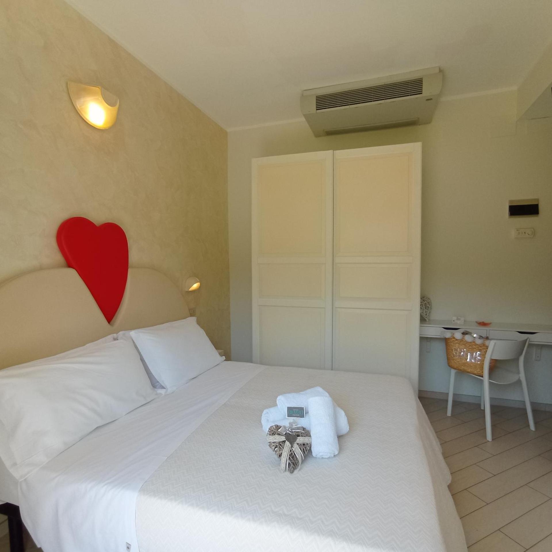 Hotel Raul 7/50