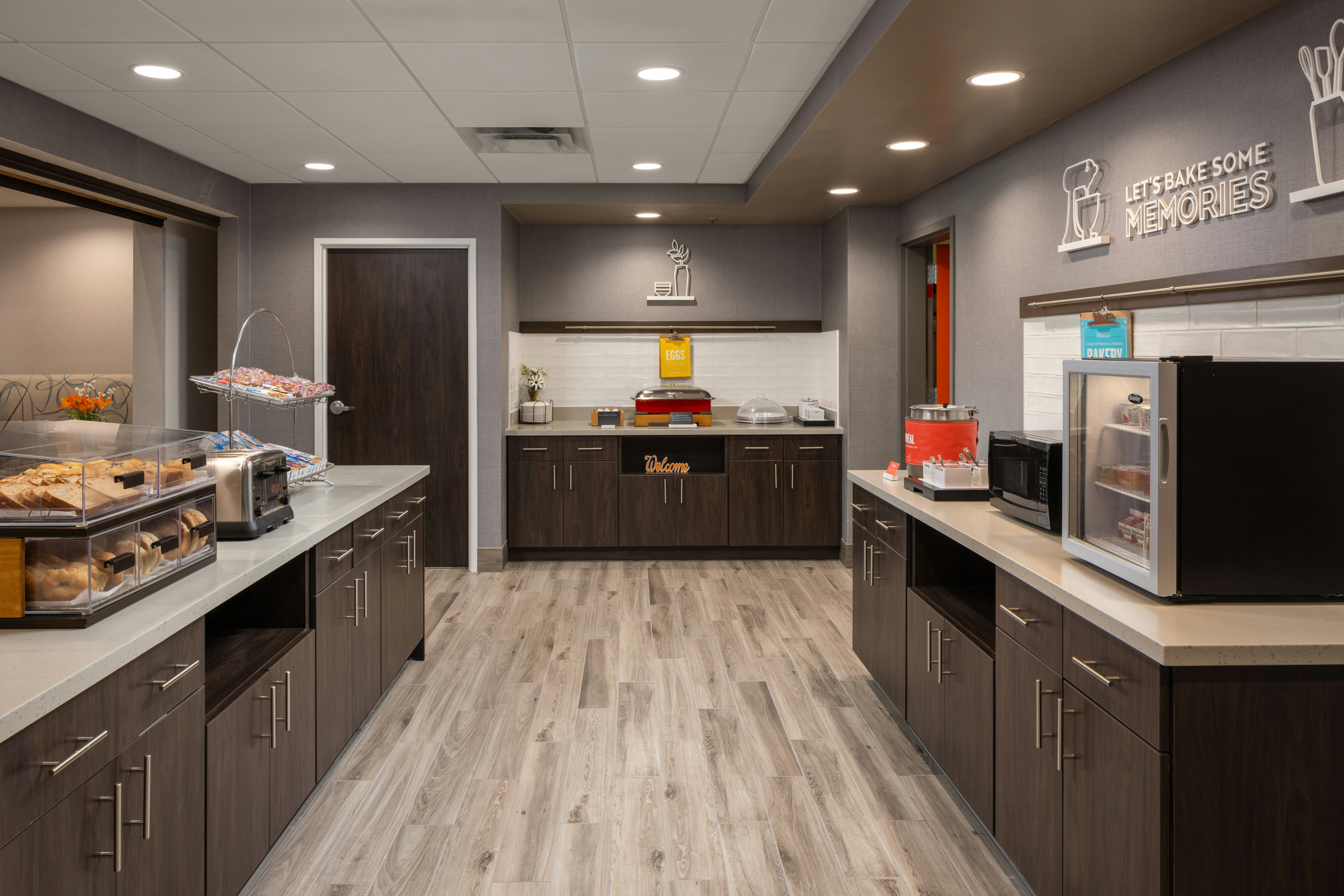 Hampton Inn Suites Manteca 9/50