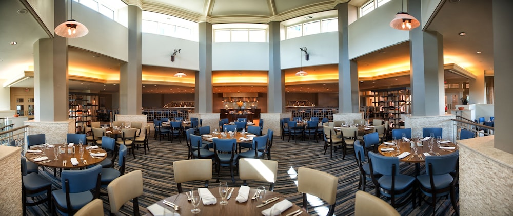 Lansdowne Resort And Spa 56/73