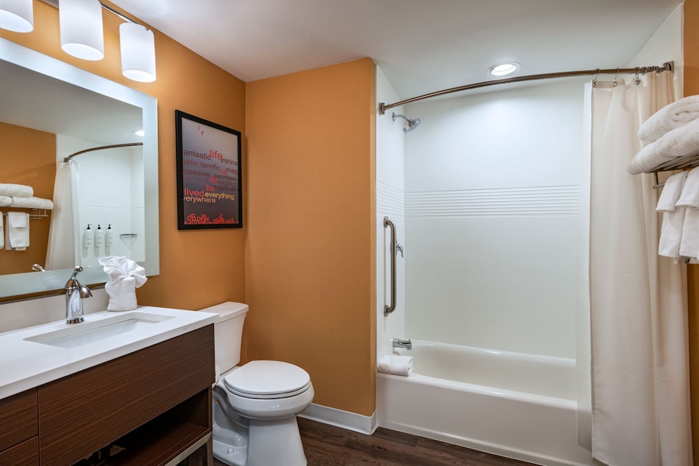 TownePlace Suites by Marriott Edgewood Aberdeen 21/23