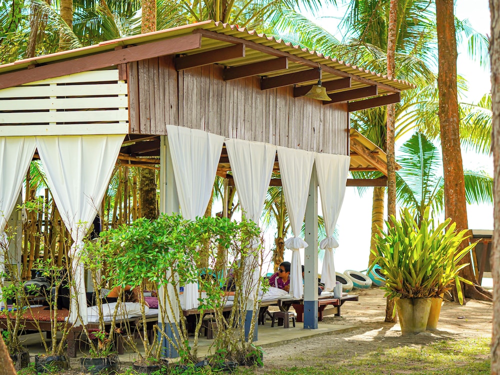 Ko Kut Ao Phrao Beach Resort 5/50