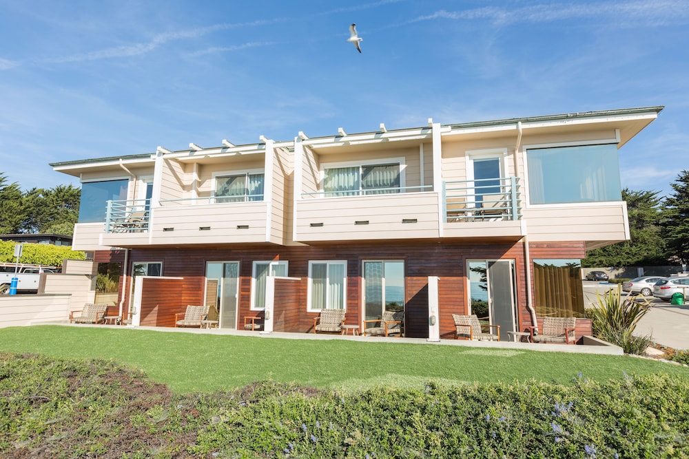 Cambria Landing Inn & Suites 4/35