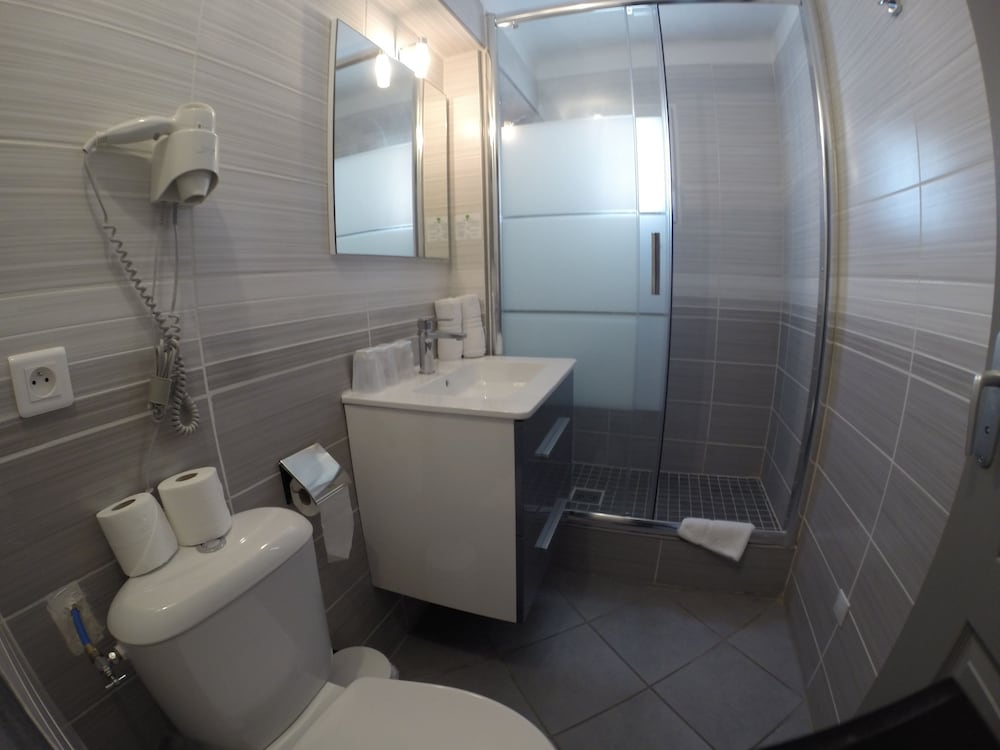 Hotel Les Palmiers En Camargue 31/50