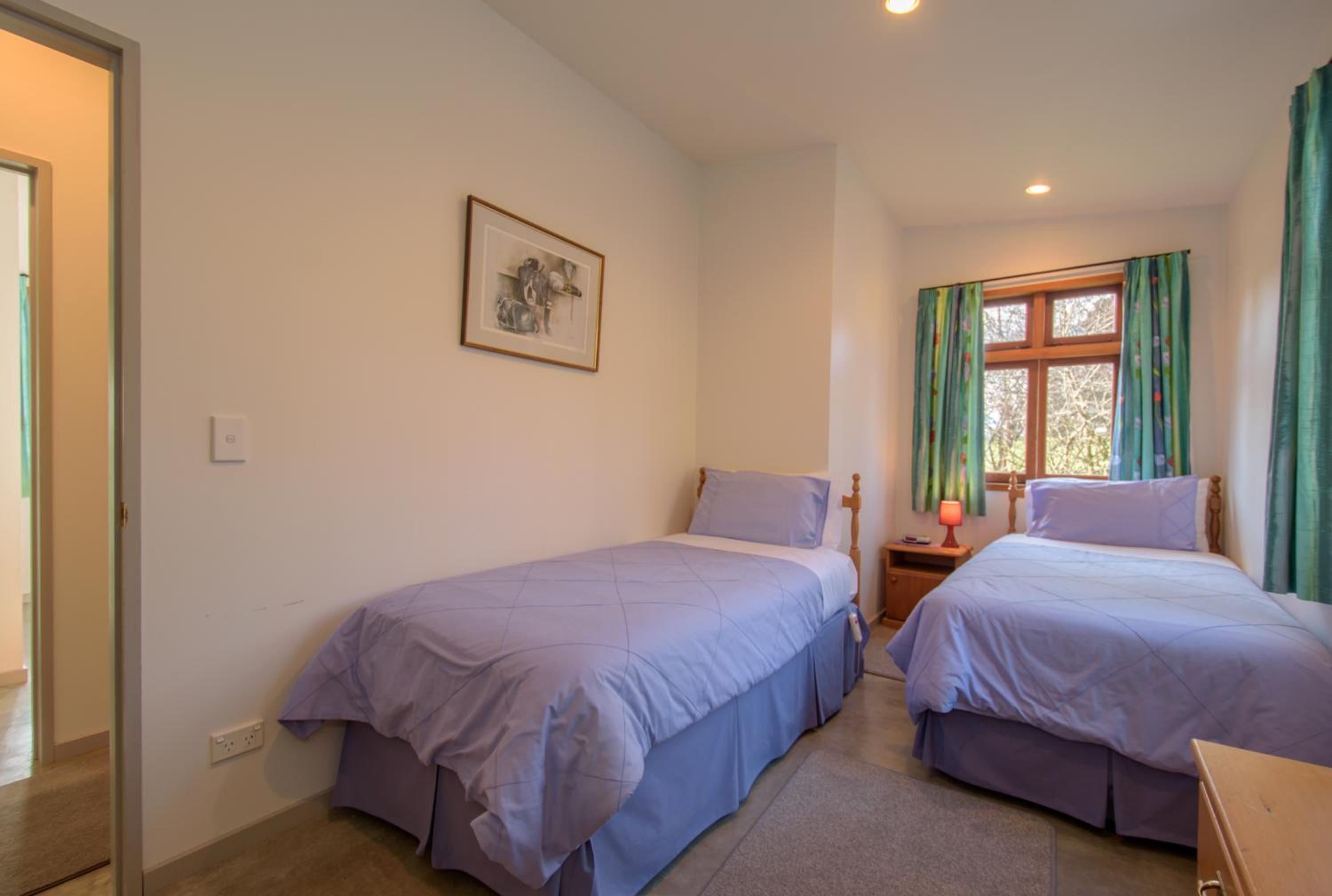 2 Bedrooms, Cottage