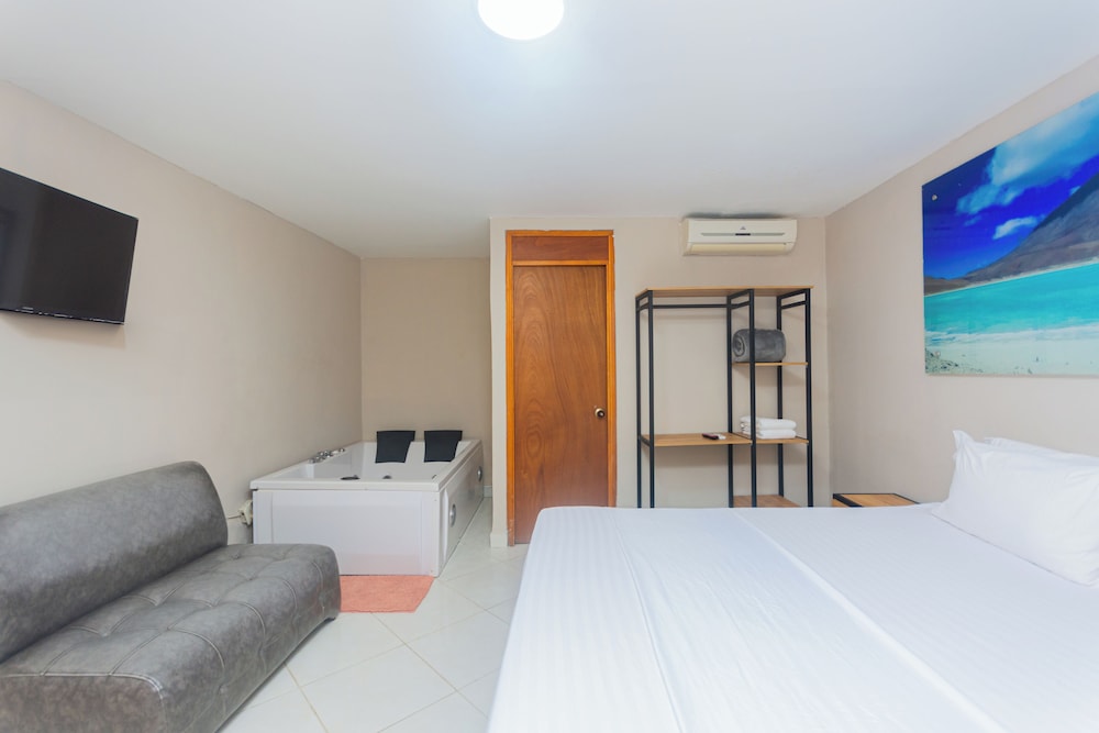 HOTEL TROPICAL SAN JERONIMO 9/27