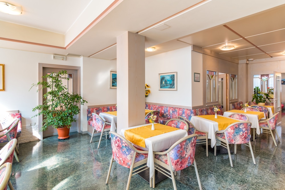 Hotel Miorelli 25/36