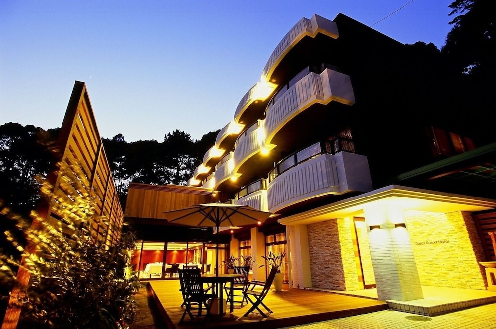 Relax Resort Hotel 3/50