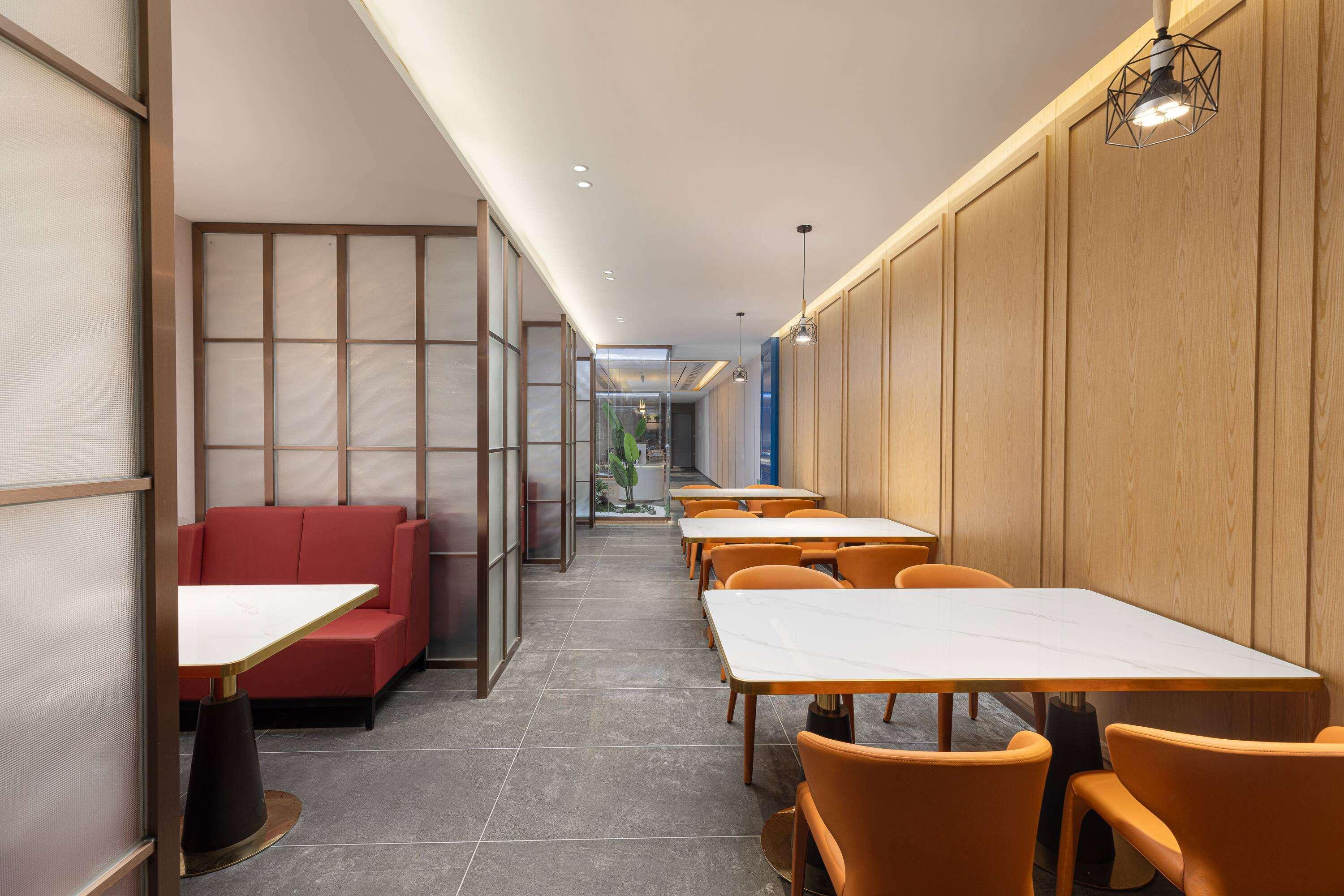 Ramada Encore by Wyndham Wuhan Station 28/30