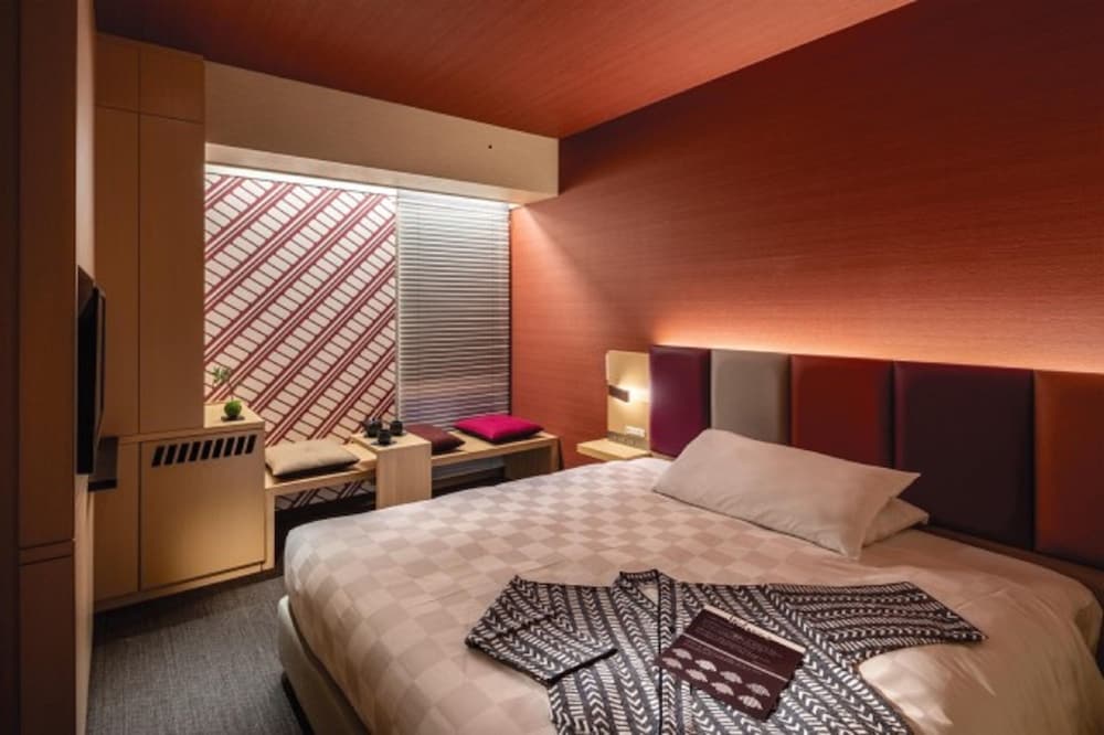 Concept, Double Bed, Unit Bath