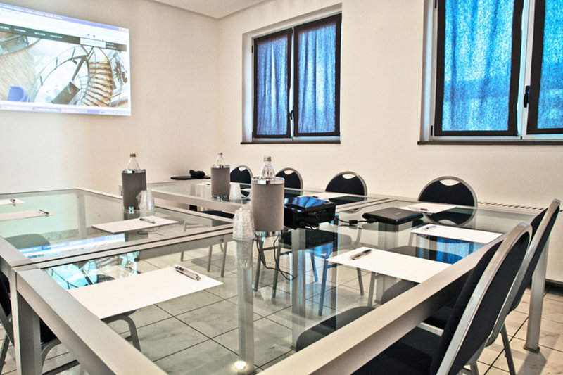 B&B HOTEL Milano Cologno Studios 44/49