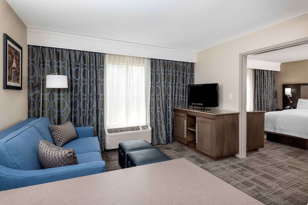 Hampton Inn And Suites Chapel Hill Druham 38/57