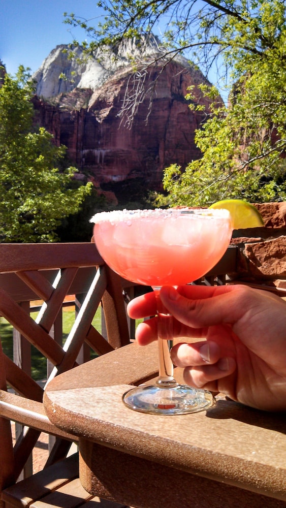 Zion Lodge Inside The Park 29/41