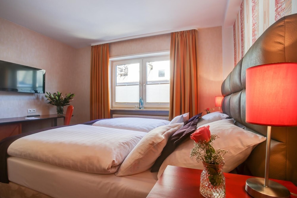 Rhein Neckar Hotel Mannheim 12/44
