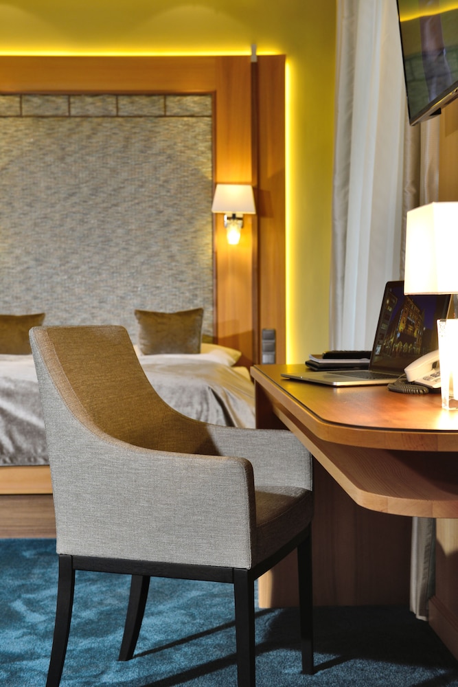 Torbrau Hotel 17/66