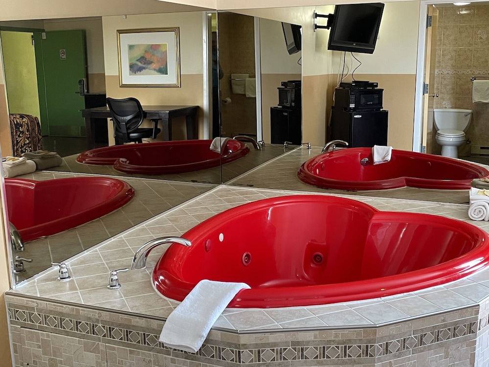 Sea Palace Inn 49/70