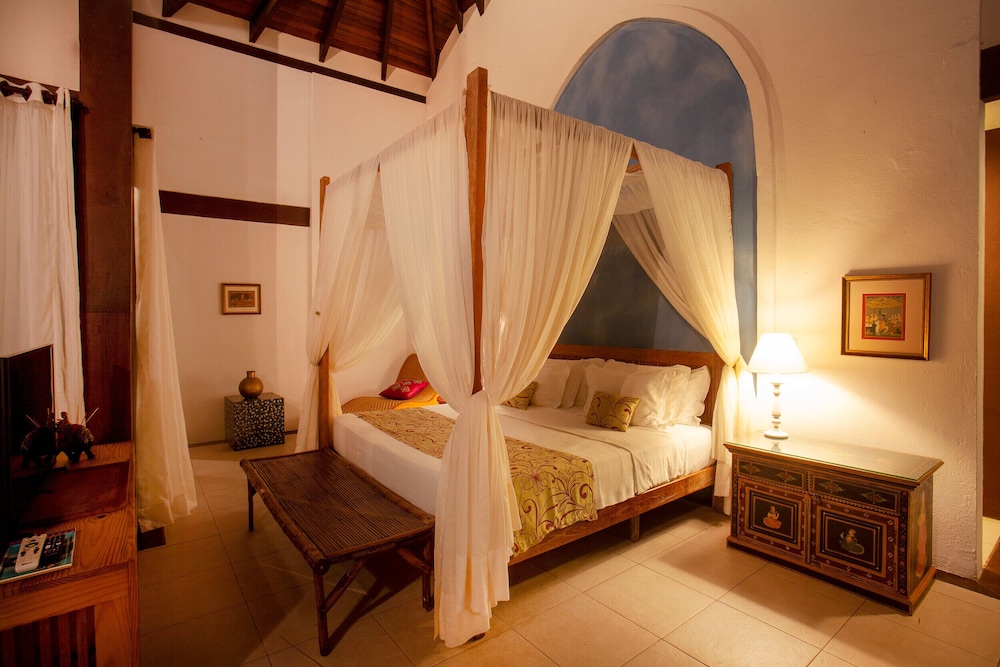 Zorah Beach Hotel 5/50