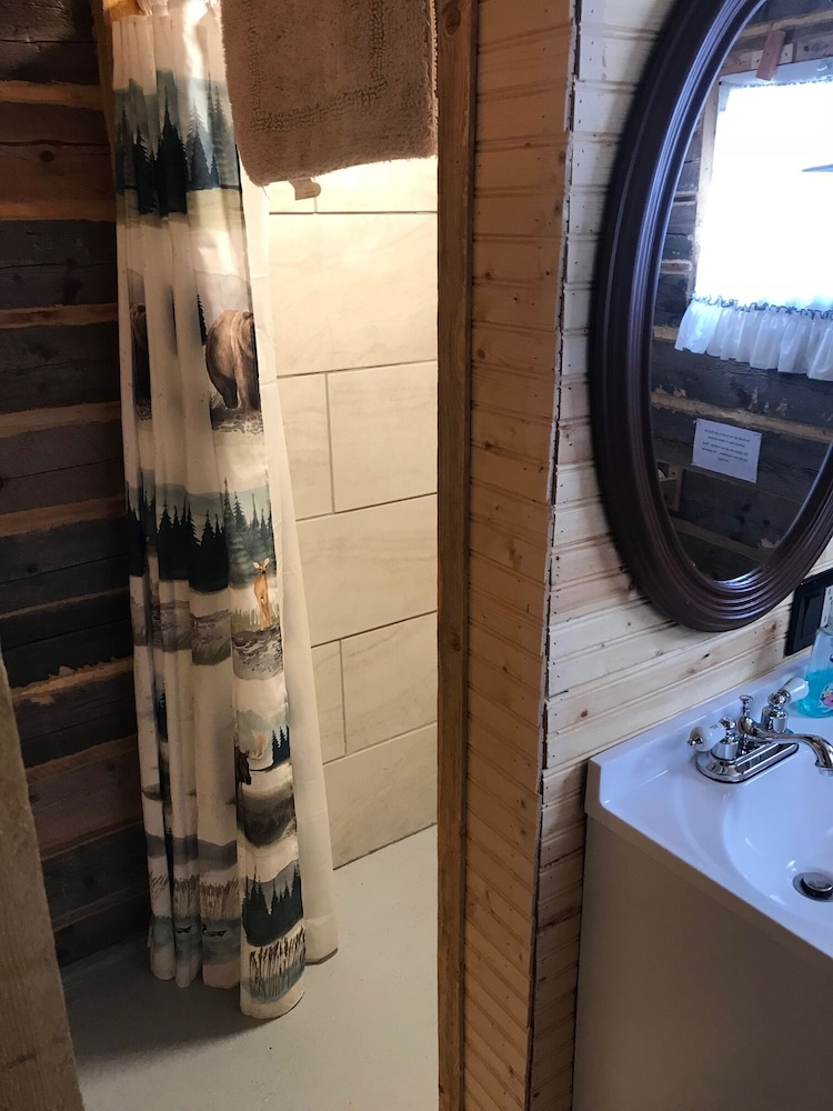 Grandview Cabins & RV Resort 27/50