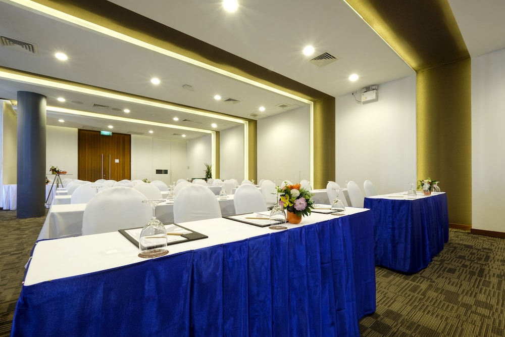 G Hua Hin Resort Mall 69/78