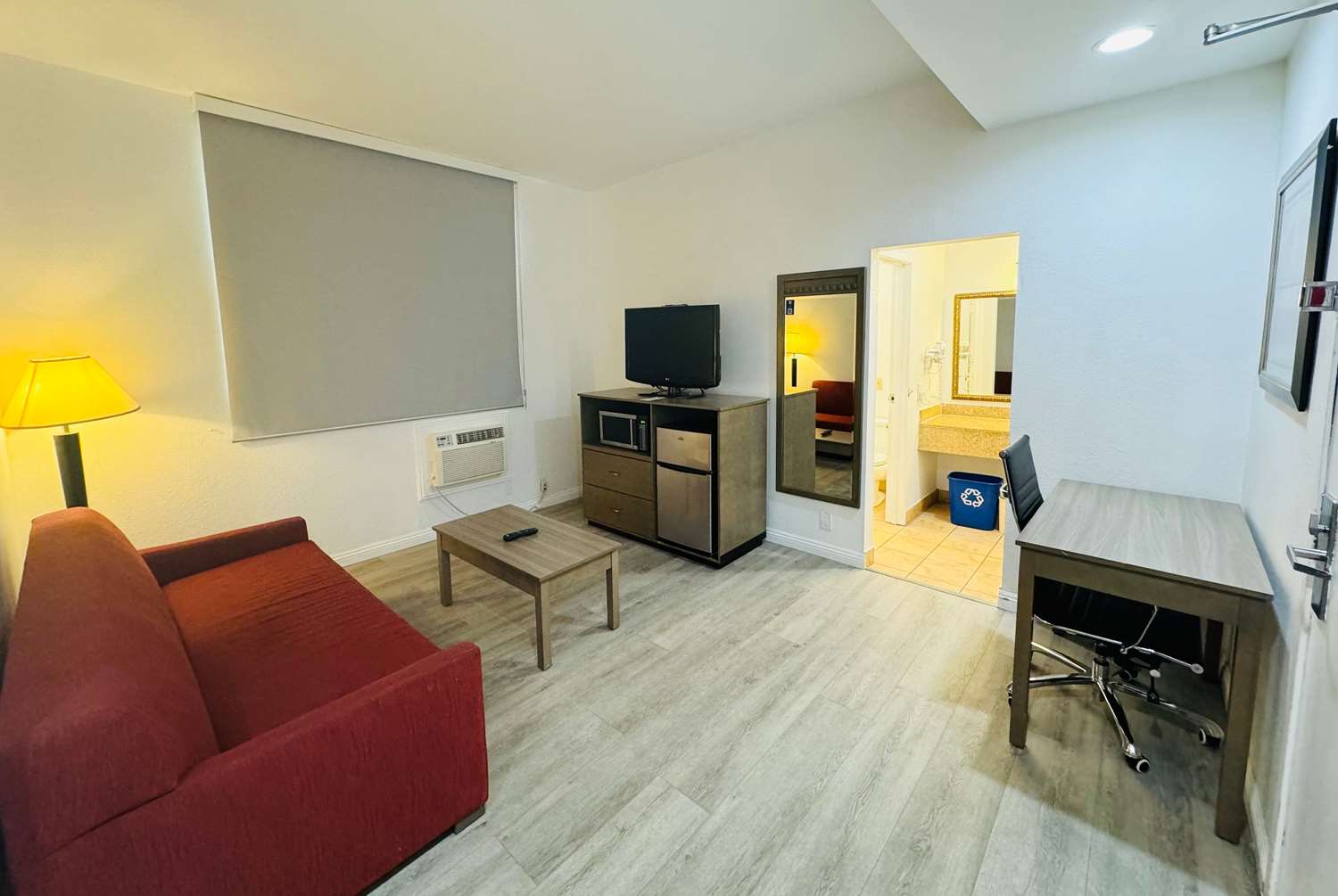 Ramada by Wyndham San Diego Airport 30/42