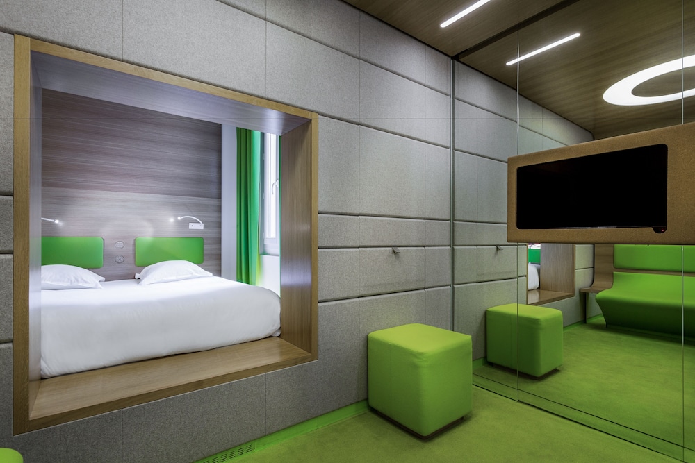 Hotel Odyssey By Elegancia 16/55