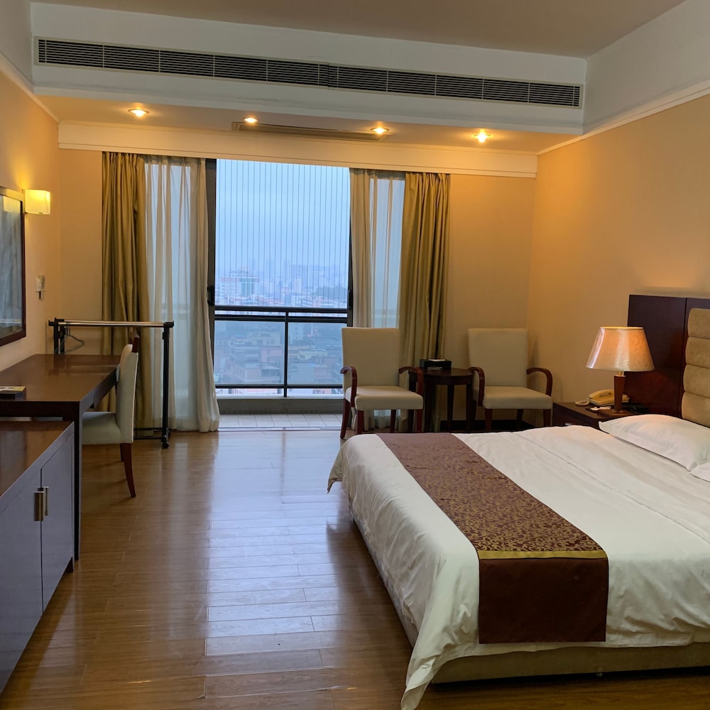 Yinfeng International Apartment 20/50