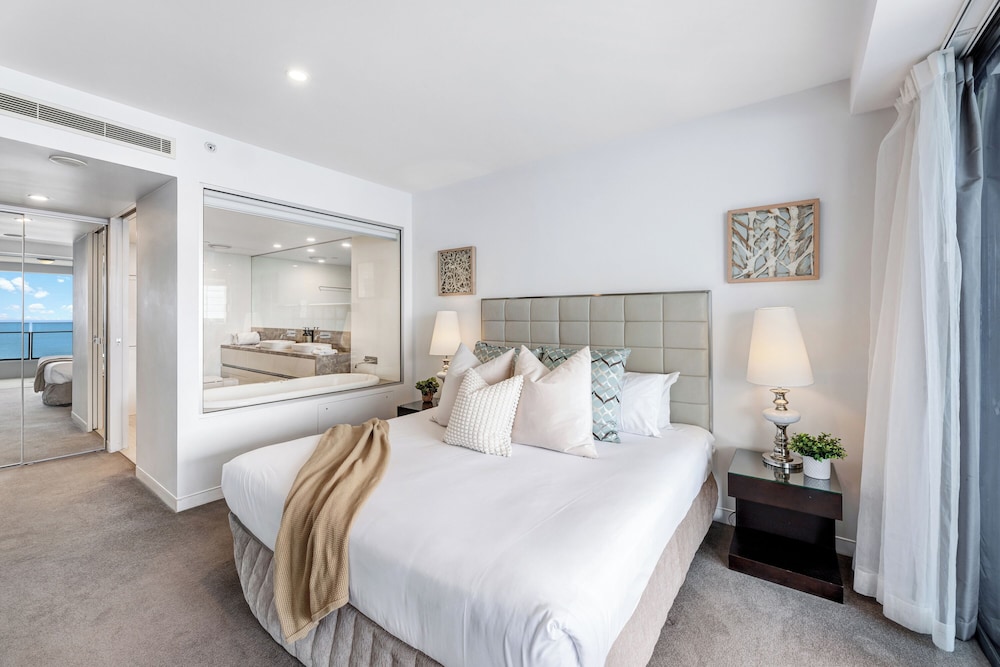 2 Bedrooms, Luxury, Apartment, King and Twin Beds, Ocean View, 2 Bathrooms، Holiday Holiday Soul Surfers Paradise 4/8