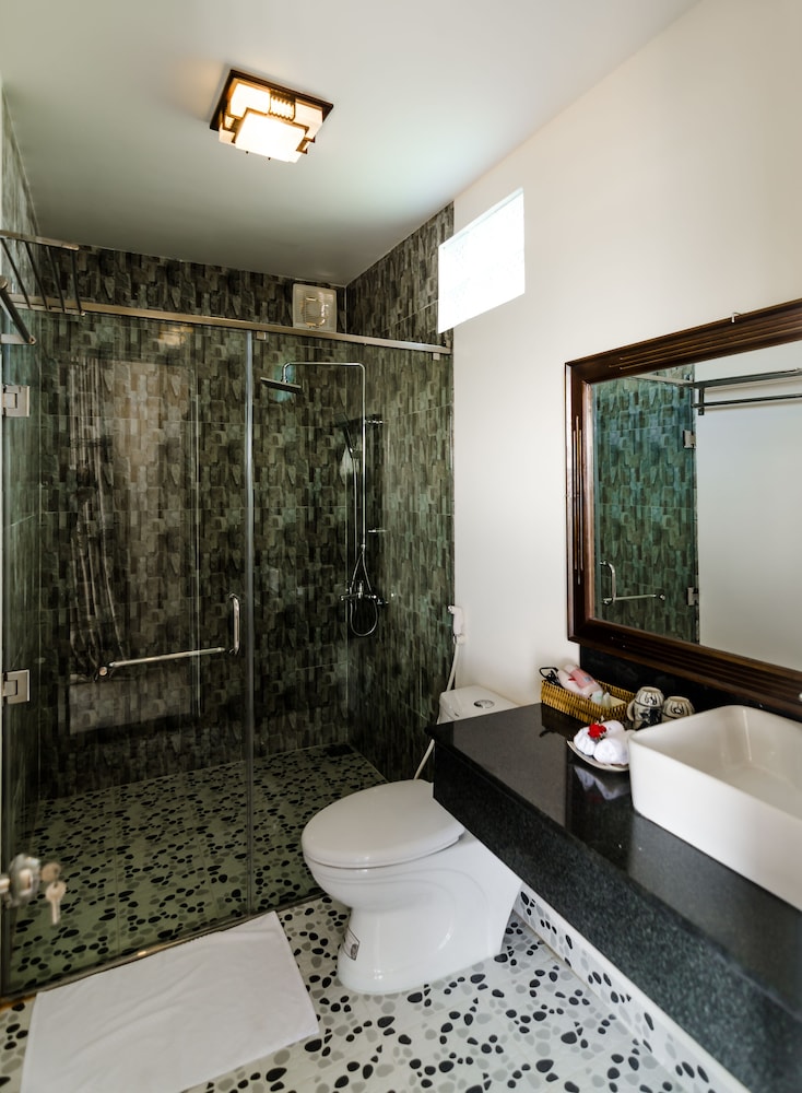 The Moon River Homestay Villa 50/50