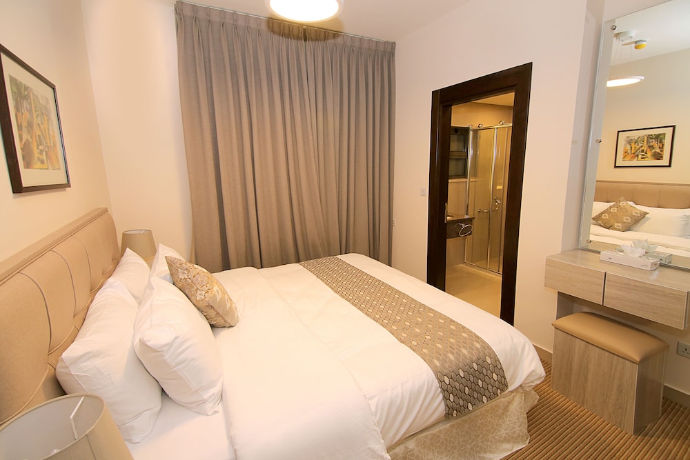 Viola Hotel Suites 12/35